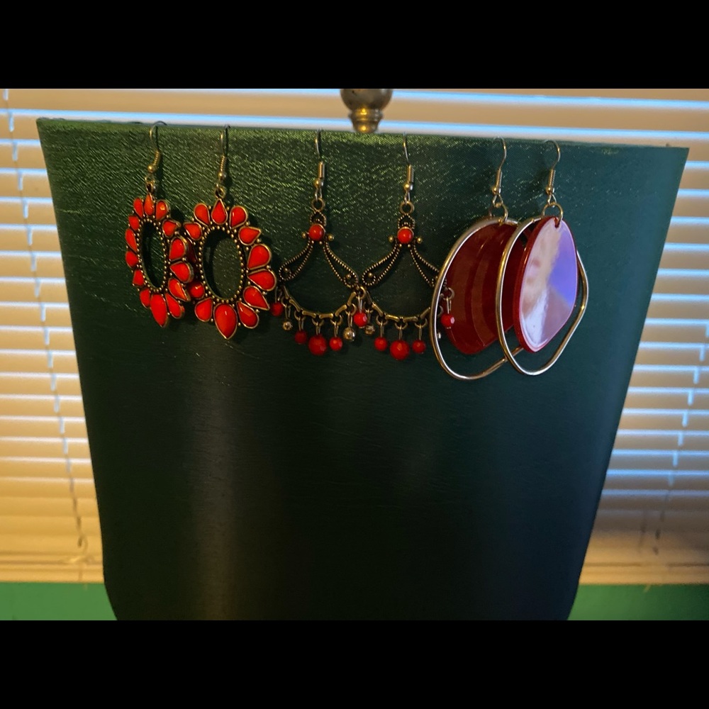 Lot of 5 Paparazzi Earrings and Necklaces